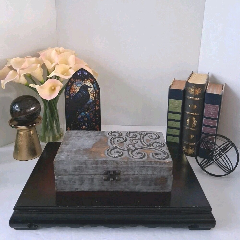 Hand Carved Wooden Trinket Box Gray Wash Keepsake Jewelry Decorative Lid